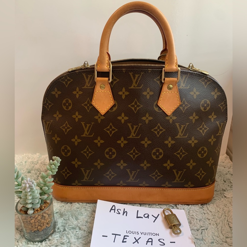 SOLD!!!Alma PM with Padlock Set